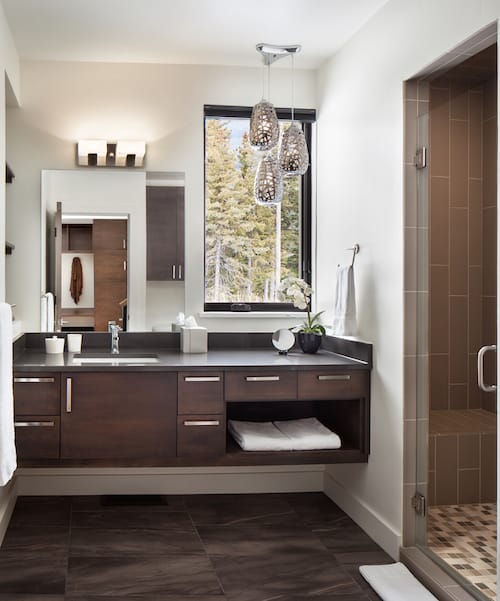 hunter-and-company-interior-designers-flathead-valley-montanasilvertip1116_bathroom_b