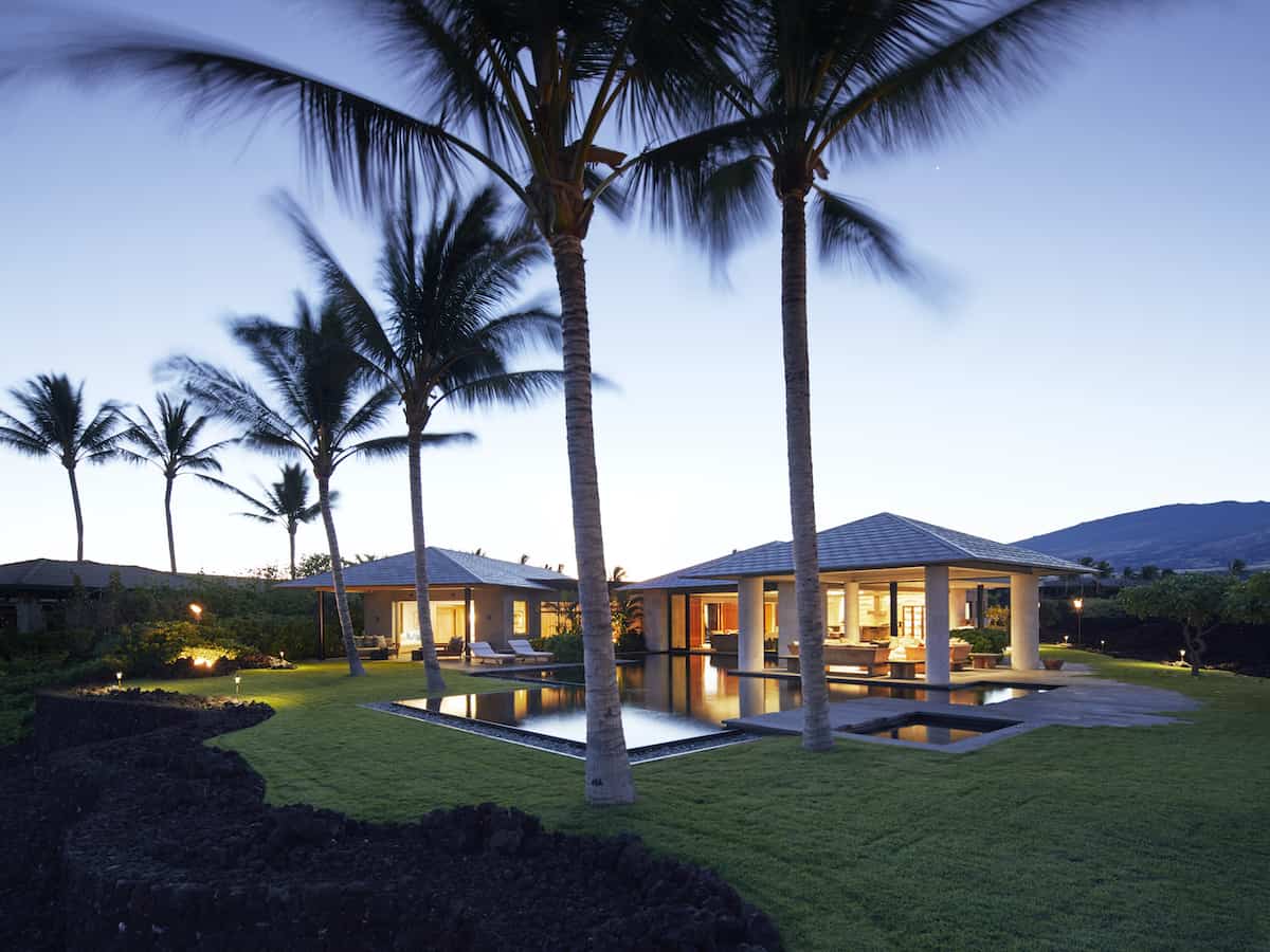 de_reus-architects-hawaii-build-magazine-22-cover-home-image-4